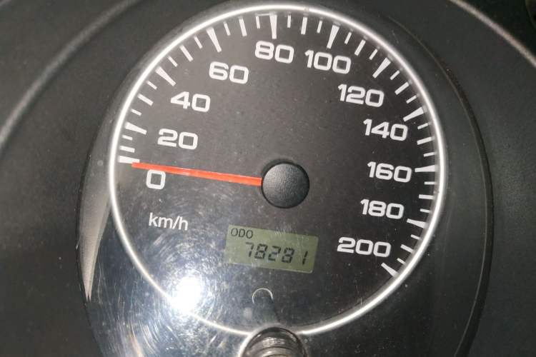 Used Leopaard Heijingang 2013 2.2L Manual 4x4 Standard Edition Odometer Close Up