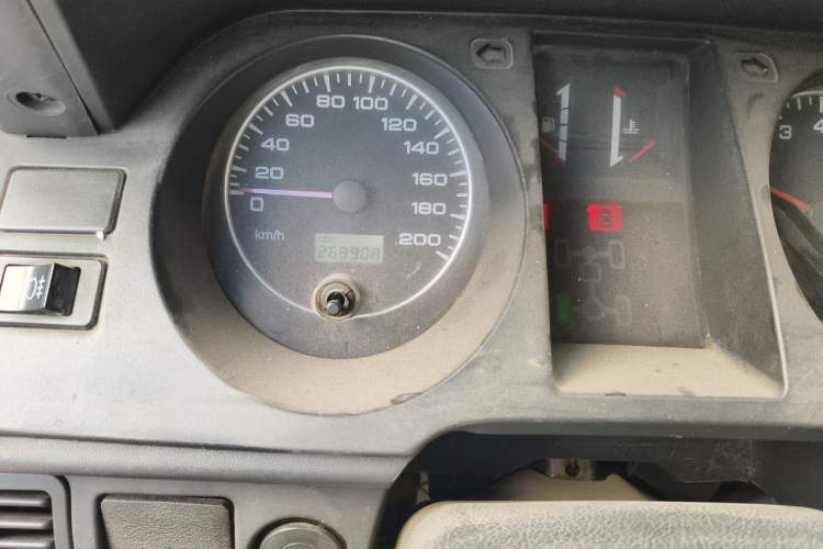 Used Leopaard Heijingang 2013 2.2L Manual 4x4 Standard Edition Odometer Close Up