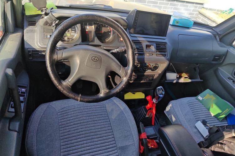 Used Leopaard Heijingang 2013 2.2L Manual Two-Wheel Drive Standard Version Steering Wheel