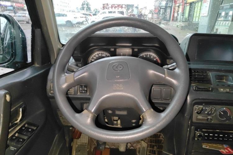 Used Leopaard Heijingang 2013 2.2L Manual 4x4 Standard Edition Steering Wheel