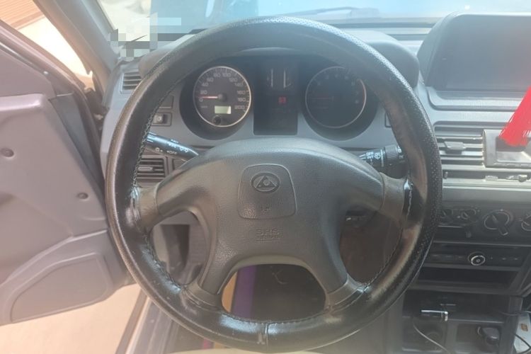 Used Leopaard Heijingang 2013 2.2L Manual 4x4 Standard Edition Steering Wheel