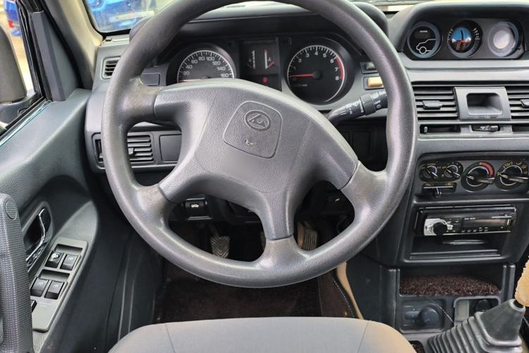Used Leopaard Heijingang 2013 2.2L Manual 4x4 Standard Edition Steering Wheel