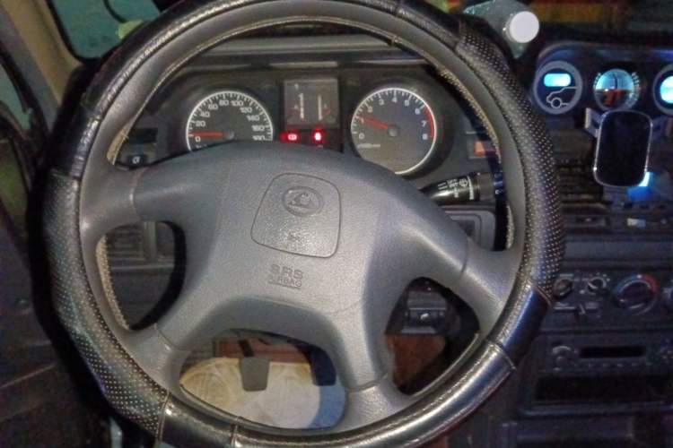 Used Leopaard Heijingang 2013 2.2L Manual Two-Wheel Drive Standard Version Steering Wheel