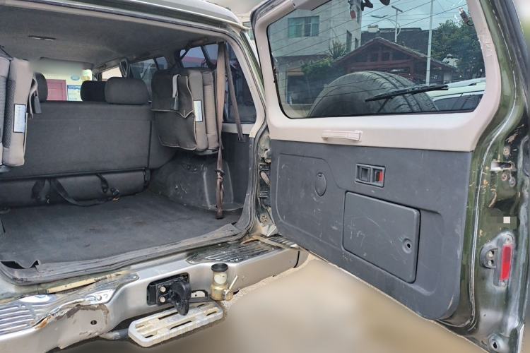Used Leopaard Heijingang 2013 2.2L Manual 4x4 Standard Edition Trunk