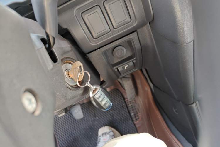 Used Leopaard Heijingang 2013 2.2L Manual 4x4 Standard Edition Vehicle Key