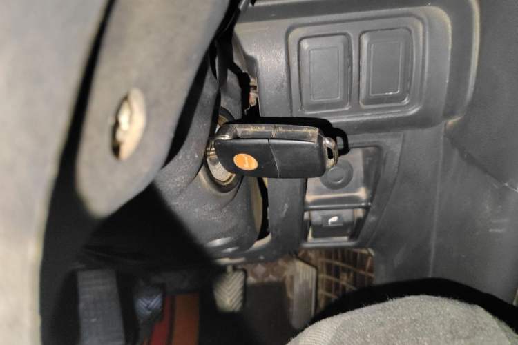 Used Leopaard Heijingang 2013 2.2L Manual 4x4 Standard Edition Vehicle Key