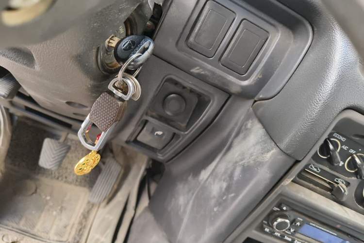 Used Leopaard Heijingang 2013 2.2L Manual 4x4 Standard Edition Vehicle Key