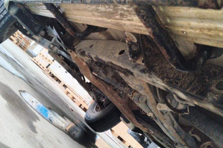 Used Leopaard Heijingang 2013 2.2L Manual Two-Wheel Drive Standard Version Chassis Front Left