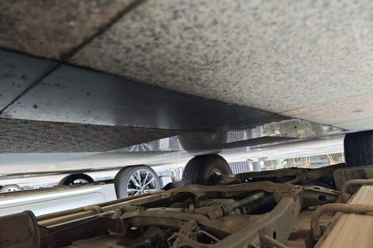 Used Leopaard Heijingang 2013 2.2L Manual 4x4 Standard Edition Chassis Rear Left