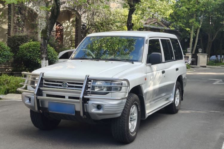 Ojetý Leopaard Heijingang 2013 2.2L Manual Two-Wheel Drive Standard Version Guazi used car, China used car export, Used car for sale, Used  cars, Cheapest cars for sale