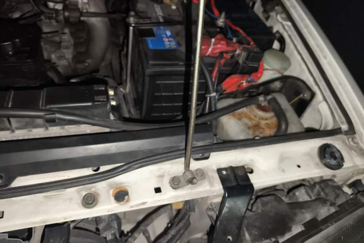 Used Leopaard Heijingang 2013 2.2L Manual 4x4 Standard Edition Engine Bay Left