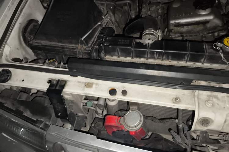 Used Leopaard Heijingang 2013 2.2L Manual 4x4 Standard Edition Engine Bay Right