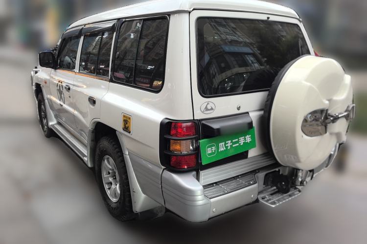 Used Leopaard Heijingang 2013 2.2L Manual Two-Wheel Drive Standard Version Exterior 3