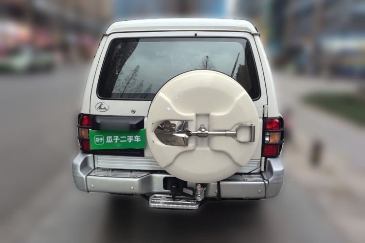Used Leopaard Heijingang 2013 2.2L Manual Two-Wheel Drive Standard Version Exterior 4