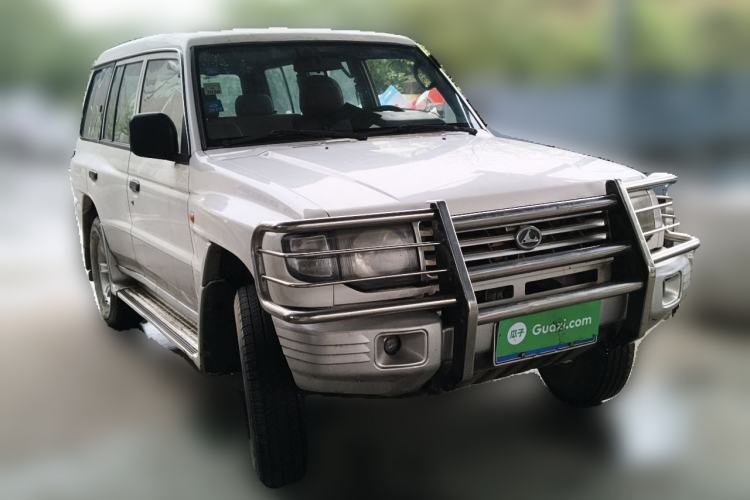 Used Leopaard Heijingang 2013 2.2L Manual Two-Wheel Drive Standard Version Front Right 45 Deg