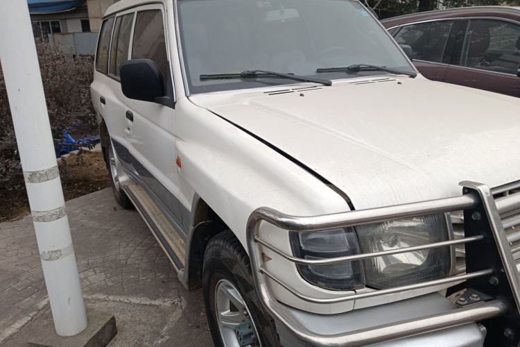 Used Leopaard Heijingang 2013 2.2L Manual Two-Wheel Drive Standard Version Front Right 45 Deg