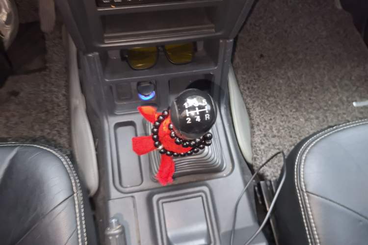 Used Leopaard Heijingang 2013 2.2L Manual Two-Wheel Drive Standard Version Gear Lever