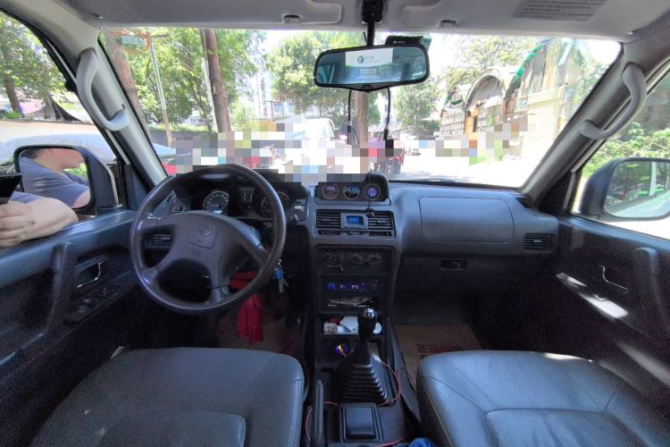 Used Leopaard Heijingang 2013 2.2L Manual Two-Wheel Drive Standard Version Headliner