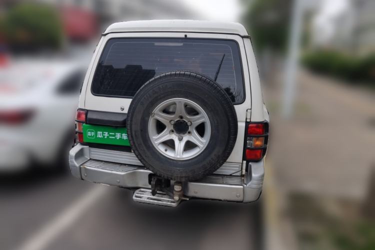 Used Leopaard Heijingang 2013 2.2L Manual Two-Wheel Drive Standard Version Rear