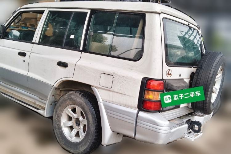 Used Leopaard Heijingang 2013 2.2L Manual Two-Wheel Drive Standard Version Rear Left 45 Deg