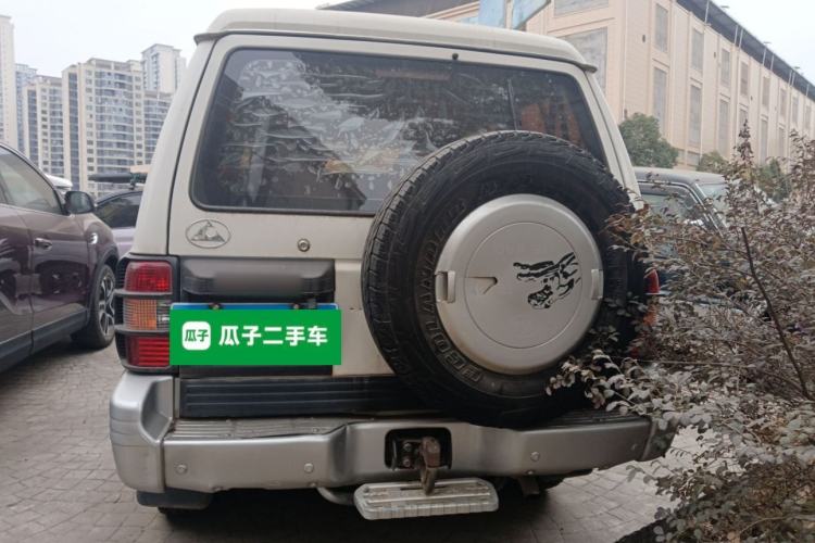Used Leopaard Heijingang 2013 2.2L Manual Two-Wheel Drive Standard Version Rear