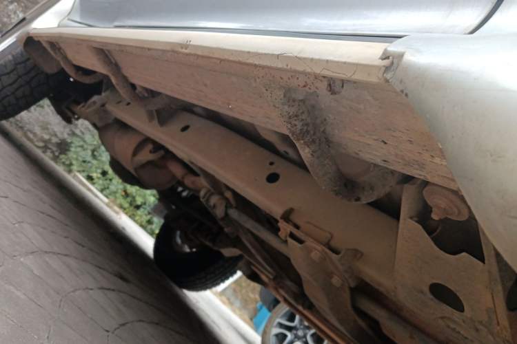 Used Leopaard Heijingang 2013 2.2L Manual Two-Wheel Drive Standard Version Right Side Sill