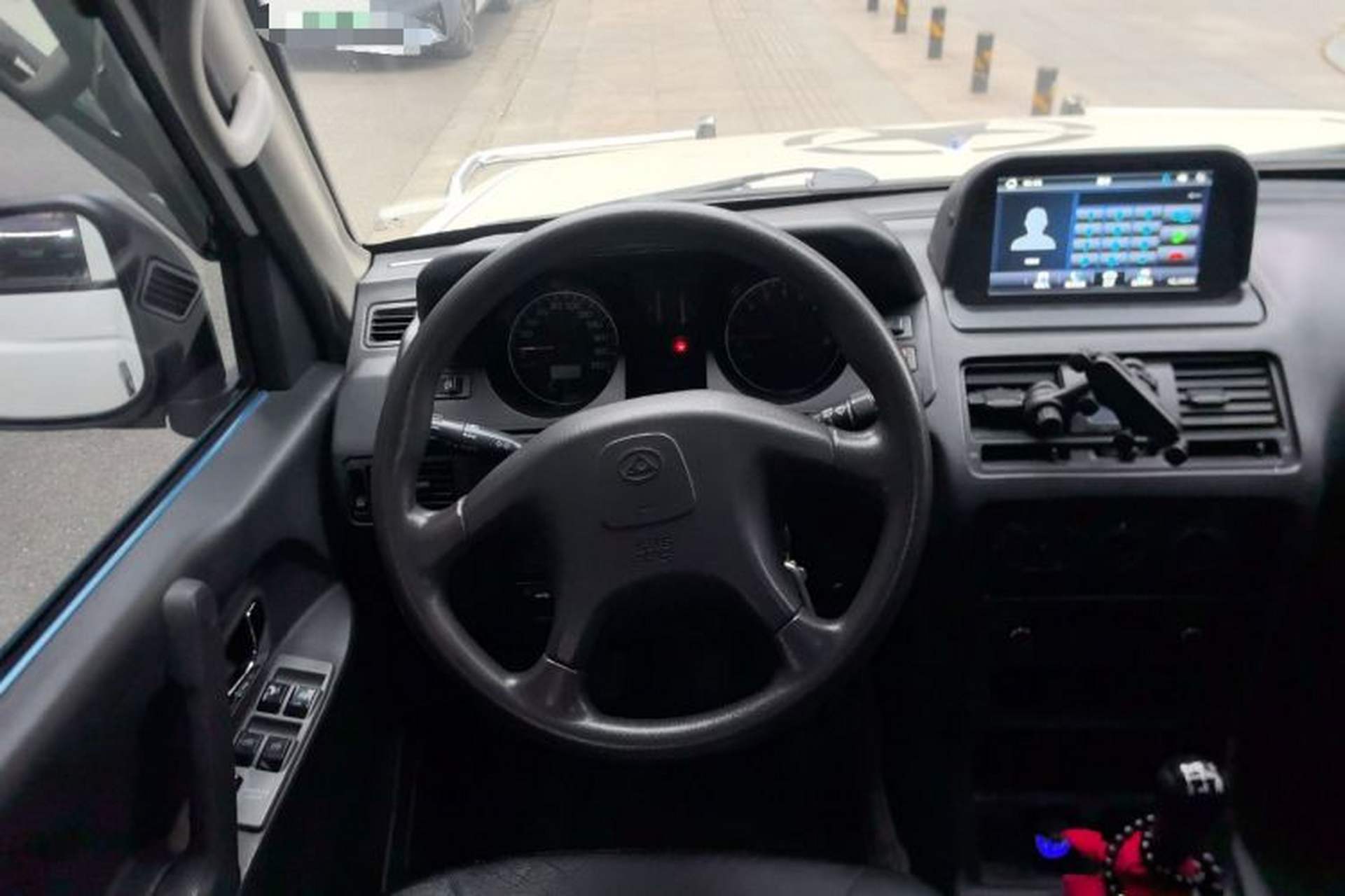 Used Leopaard Heijingang 2013 2.2L Manual Two-Wheel Drive Standard Version Steering Wheel