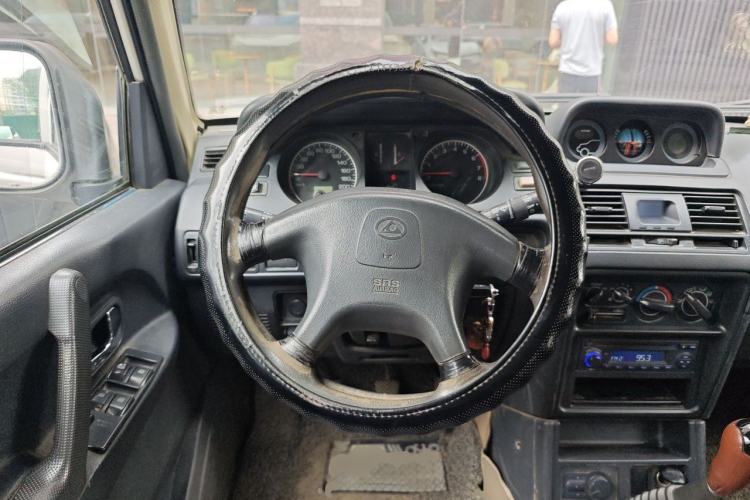 Used Leopaard Heijingang 2013 2.2L Manual 4x4 Standard Edition Steering Wheel