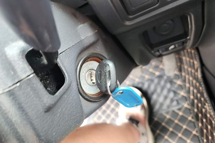 Used Leopaard Heijingang 2013 2.2L Manual 4x4 Standard Edition Vehicle Key
