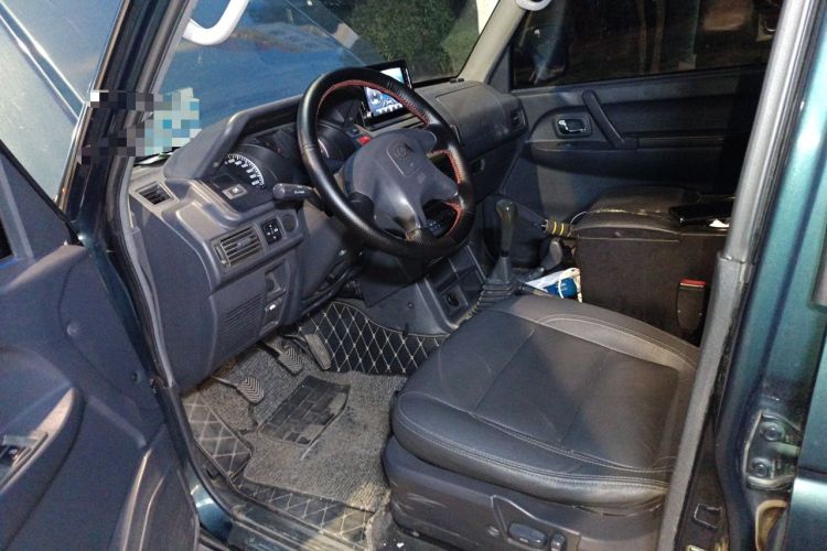 Used Leopaard Heijingang 2014 2.4L Manual 4x4 Driver Seat