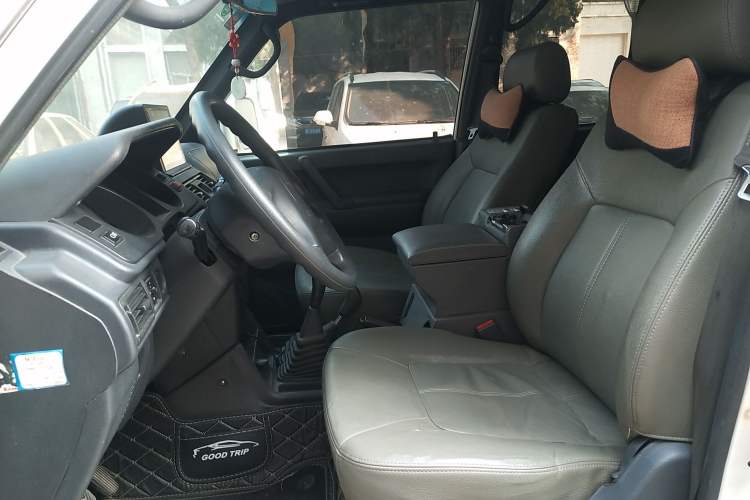 Used Leopaard Heijingang 2014 2.4L Manual 4x4 Left Front Seat