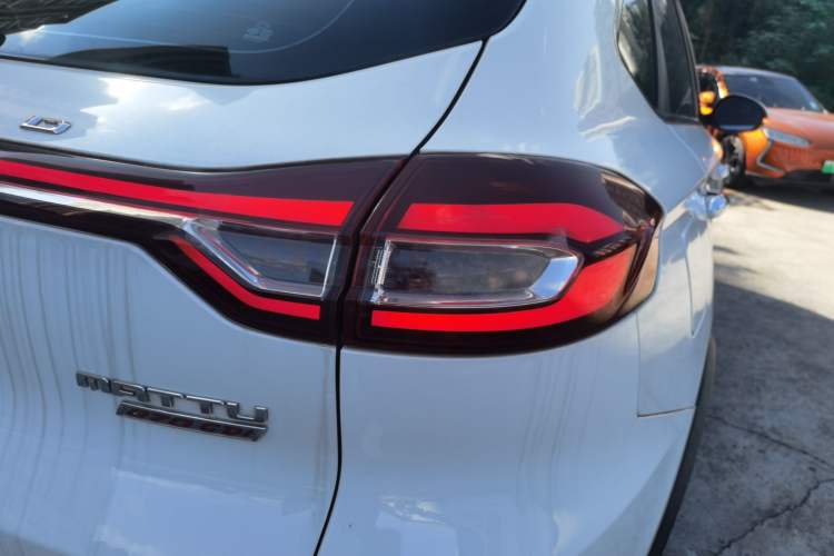 Used Leopaard Mattu 2018 1.6T GDI DCT Elite Model Right Rear Taillight