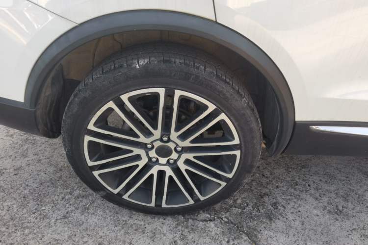 Used Leopaard Mattu 2018 1.6T GDI DCT Elite Model Right Rear Wheel Hub