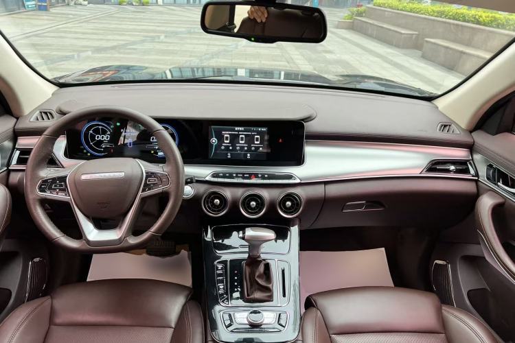 Used Leopaard Mattu 2018 1.6T GDI DCT Elite Model Center Console