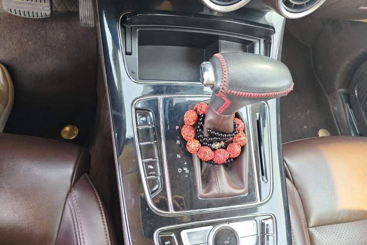 Used Leopaard Mattu 2018 1.6T GDI DCT Elite Model Gear Lever
