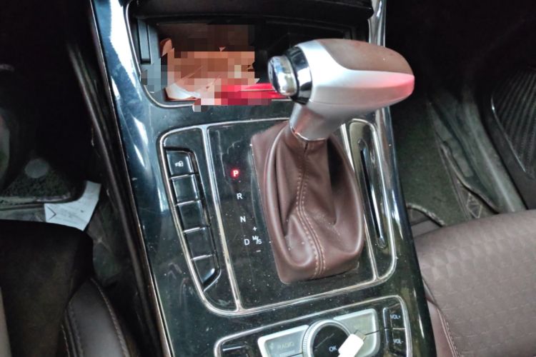 Used Leopaard Mattu 2018 1.6T GDI DCT Comfort Model Gear Lever