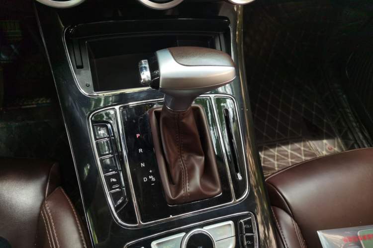 Used Leopaard Mattu 2018 1.6T GDI DCT Luxury Model Gear Lever