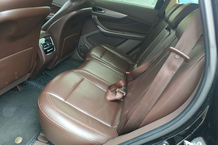 Used Leopaard Mattu 2018 1.6T GDI DCT Elite Model Left Rear Seat