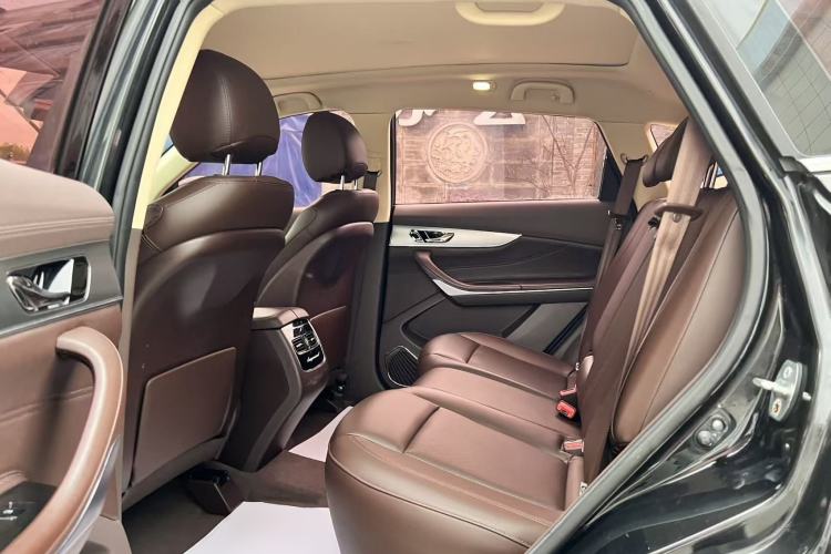 Used Leopaard Mattu 2018 1.6T GDI DCT Elite Model Left Rear Seat