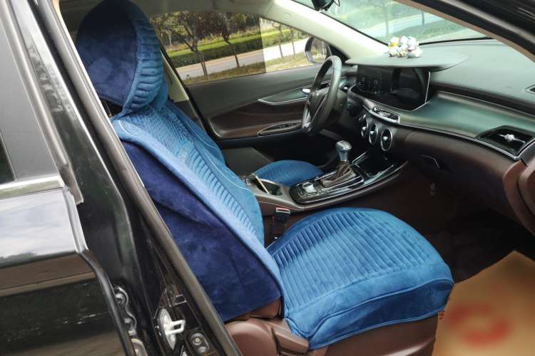 Used Leopaard Mattu 2018 1.6T GDI DCT Elite Model Right Front Seat