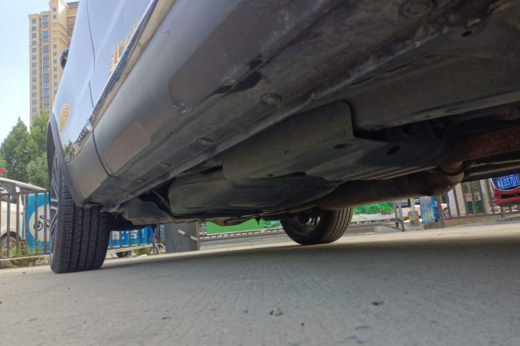 Used Leopaard Mattu 2018 1.6T GDI DCT Elite Model Right Side Sill