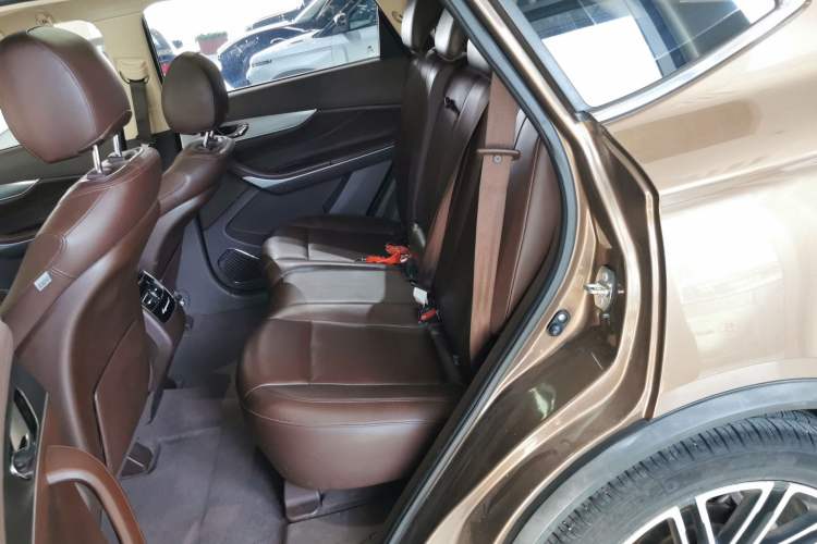 Used Leopaard Mattu 2018 1.6T GDI DCT Elite Model Left Rear Seat