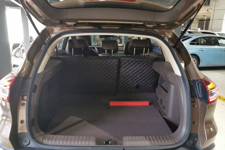 Used Leopaard Mattu 2018 1.6T GDI DCT Elite Model Trunk
