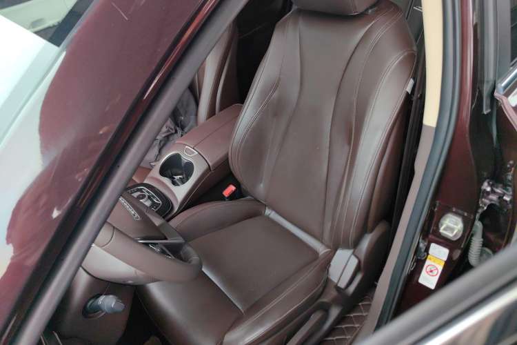 Used Leopaard Mattu 2018 1.6T GDI Manual Elite Model Left Front Seat
