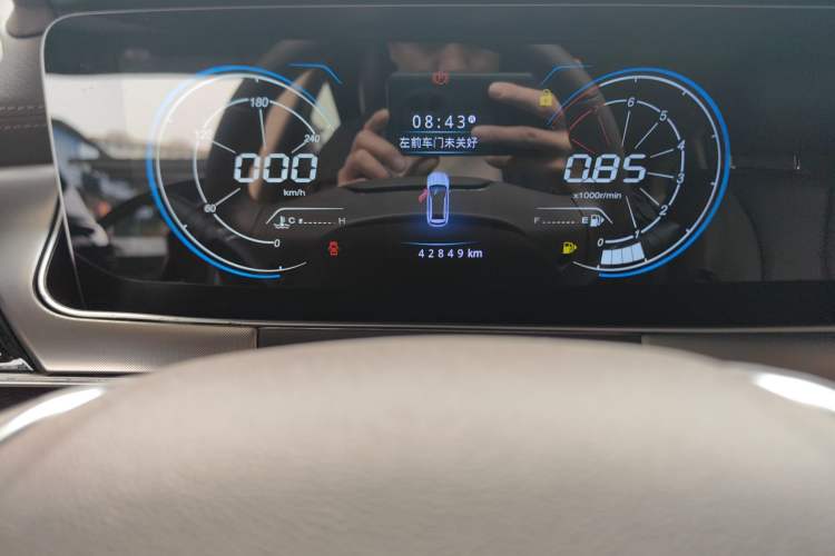 Used Leopaard Mattu 2018 1.6T GDI Manual Elite Model Odometer Close Up