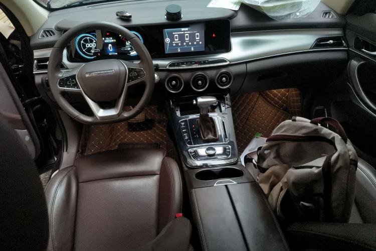 Used Leopaard Mattu 2018 1.6T GDI DCT Elite Model Center Console