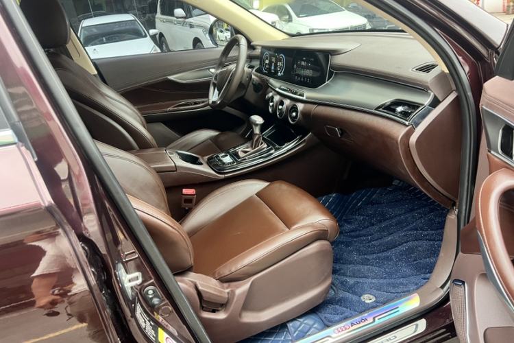 Used Leopaard Mattu 2018 1.6T GDI DCT Elite Model Interior 4