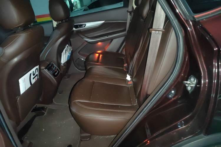 Used Leopaard Mattu 2018 1.6T GDI DCT Luxury Model Left Rear Seat