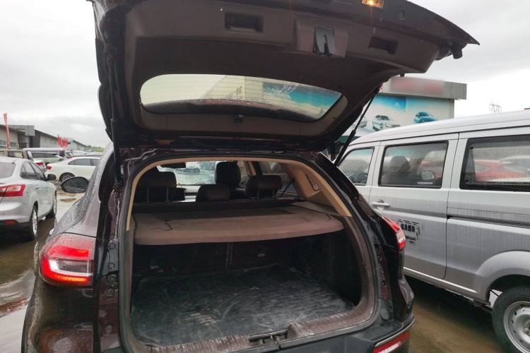 Used Leopaard Mattu 2018 1.6T GDI DCT Elite Model Trunk