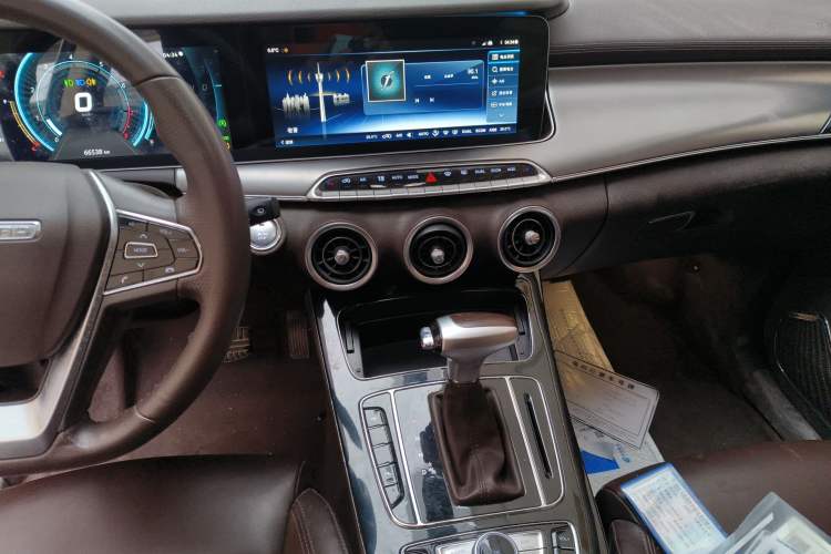 Used Leopaard Mattu 2018 1.6T GDI DCT Prestige Model Audio And AC Panel